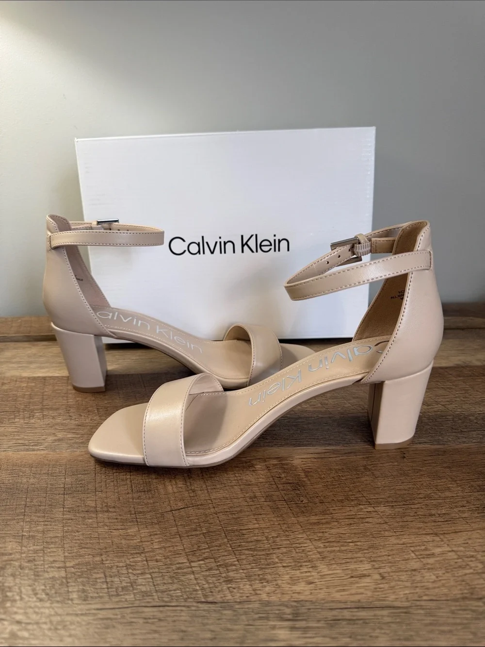 Calvin Klein calvin klein